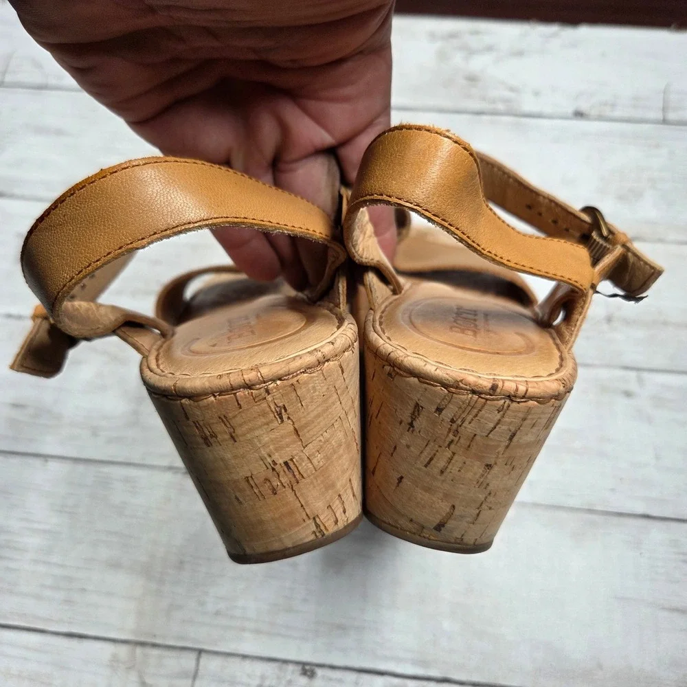 Born B81592 Platform Wedge Sandals Strappy Women 10 Tan Leather Cork